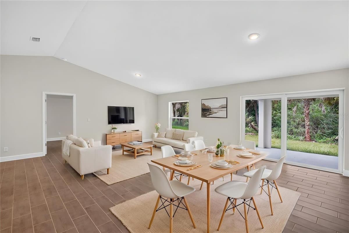23175 WILKINSON AVENUE — photo 3 of 31