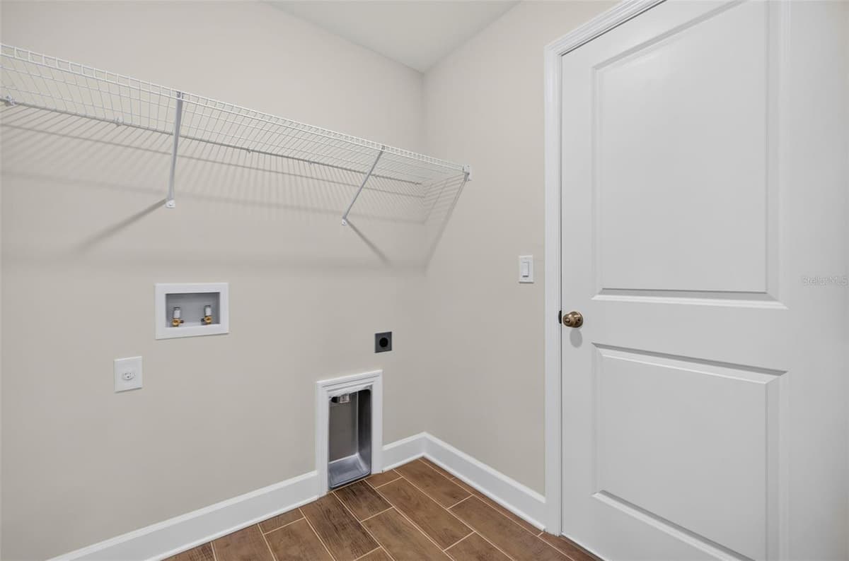 23175 WILKINSON AVENUE — photo 28 of 31