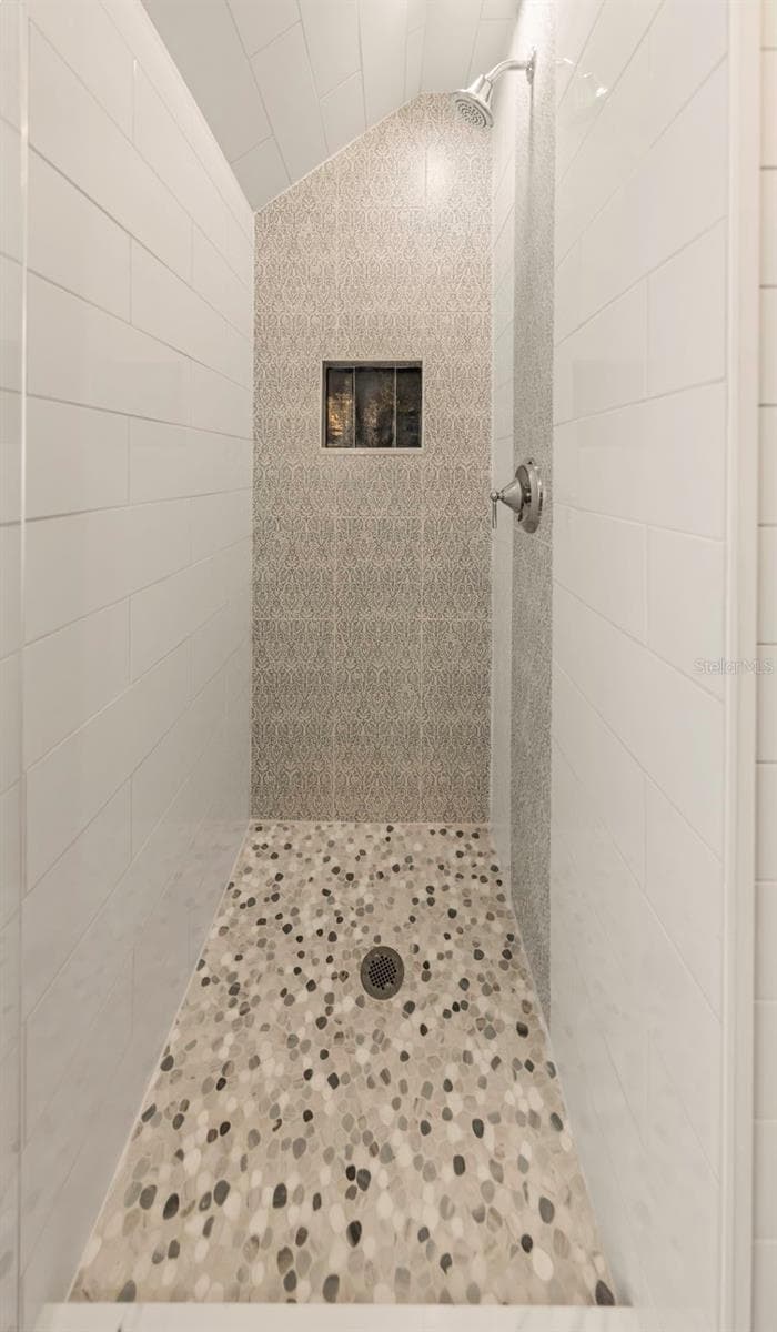 411 ROEBLING ROAD — photo 36 of 49