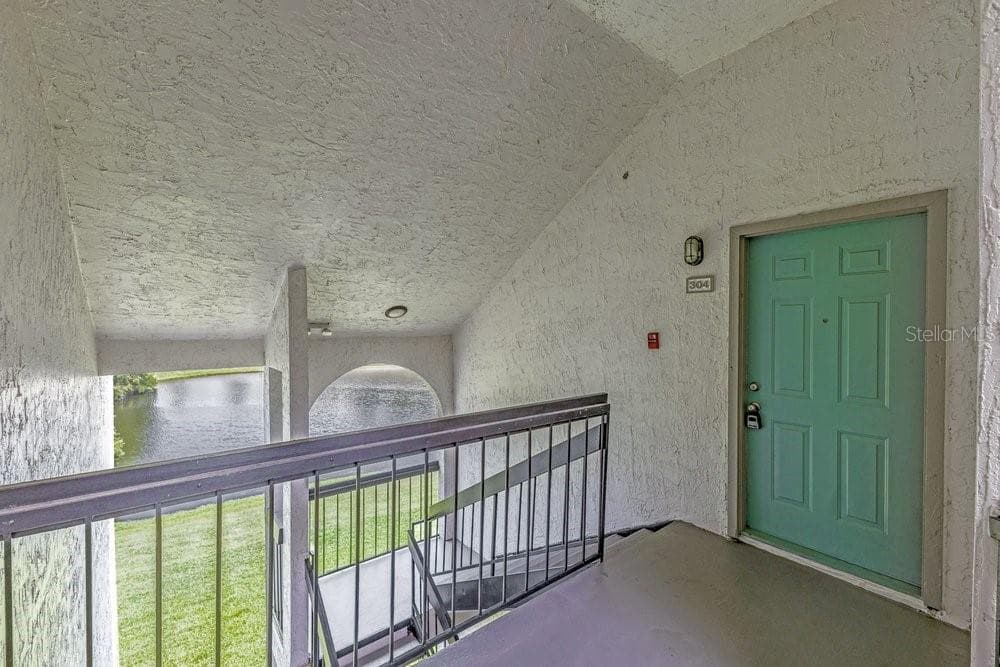 2231 CASCADES BOULEVARD — photo 19 of 38