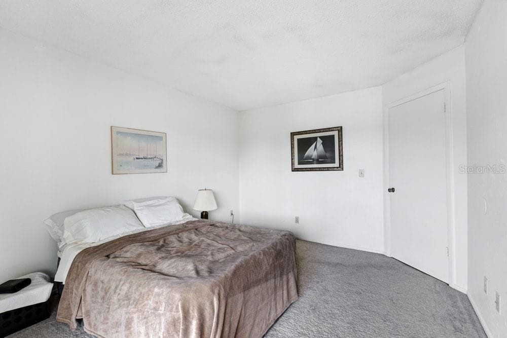 2231 CASCADES BOULEVARD — photo 12 of 38