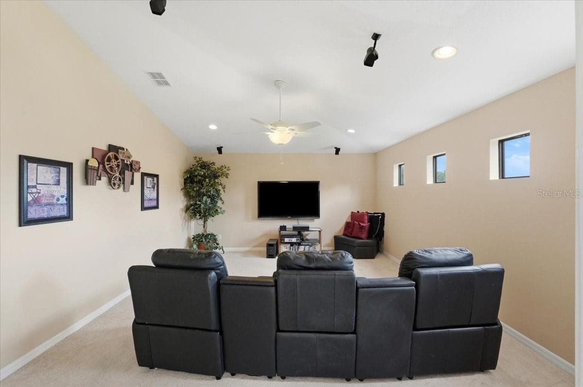 268 OAK LANDING LANE — photo 35 of 60