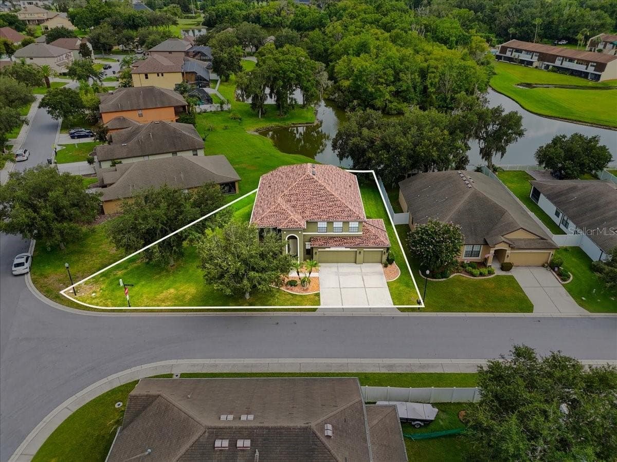 268 OAK LANDING LANE — photo 56 of 60