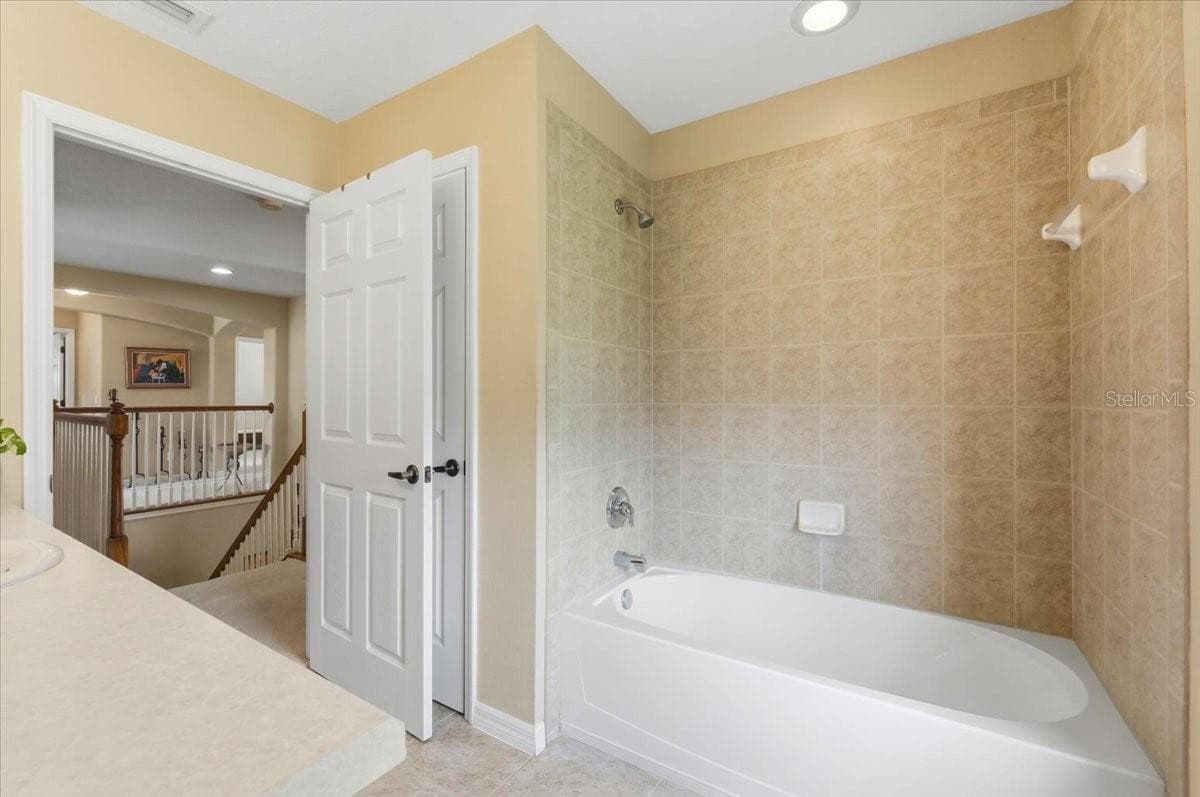 268 OAK LANDING LANE — photo 40 of 60