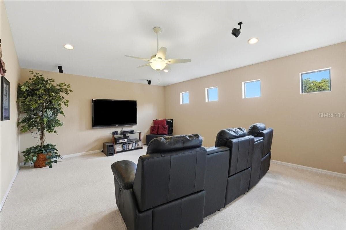 268 OAK LANDING LANE — photo 34 of 60