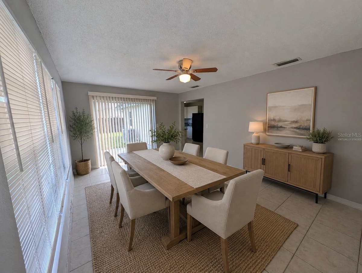 3153 LODI DRIVE — photo 12 of 39