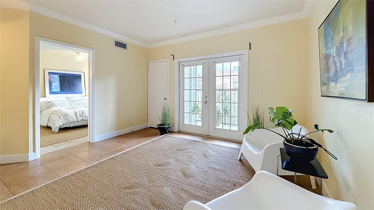 202 SOUTH STREET — photo 12 of 35