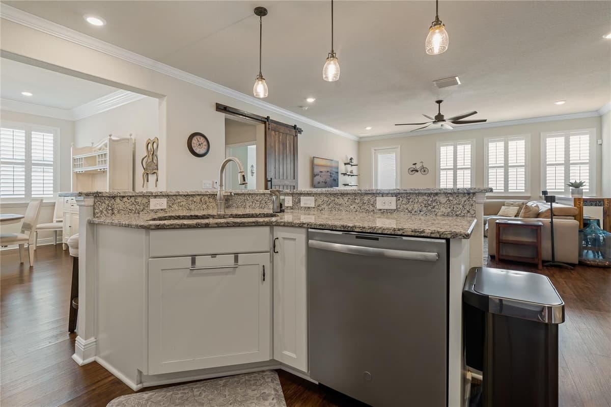 597 OZONA VILLAGE DRIVE — photo 16 of 51