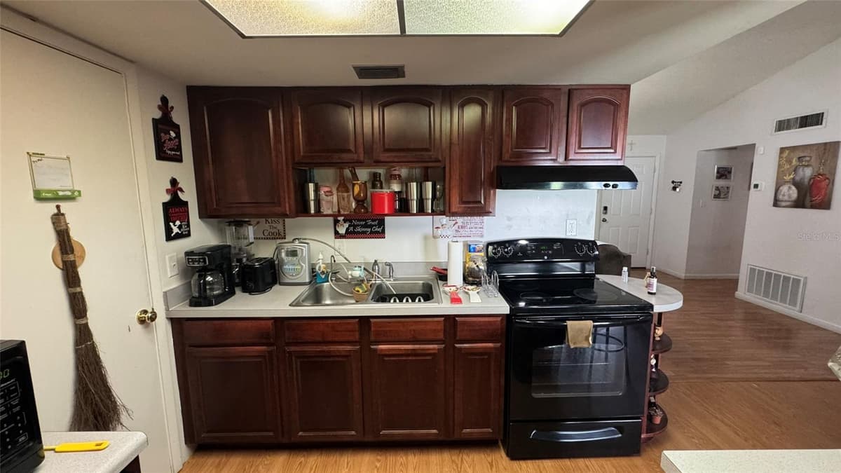 4026 KILLIAN DR. — photo 3 of 14