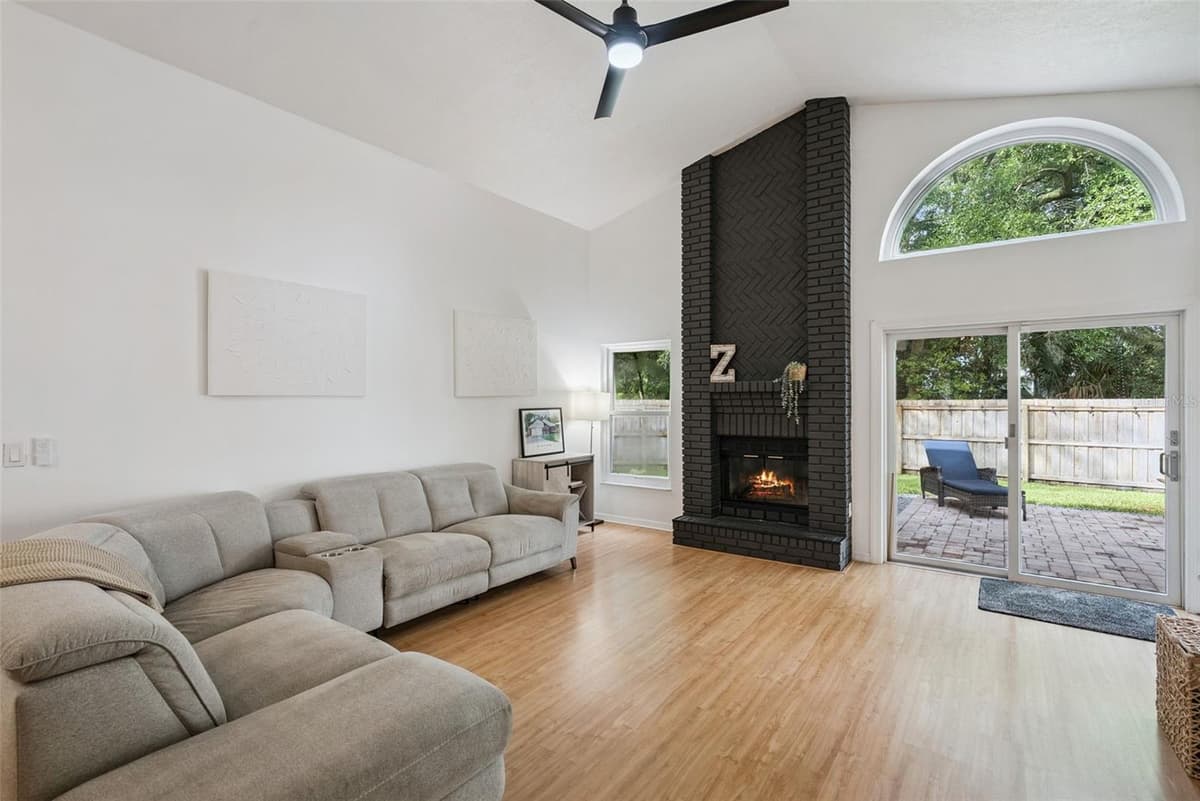 1456 BROOKSHIRE COURT — photo 9 of 57