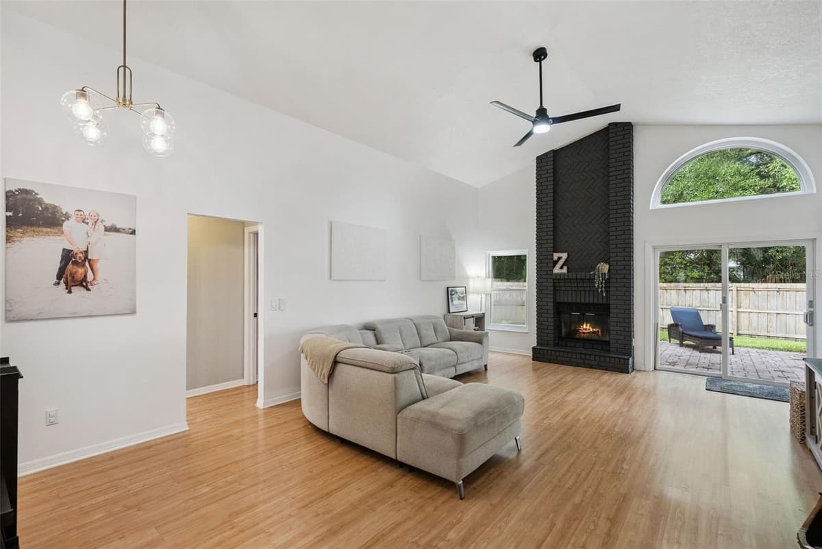1456 BROOKSHIRE COURT — photo 12 of 57