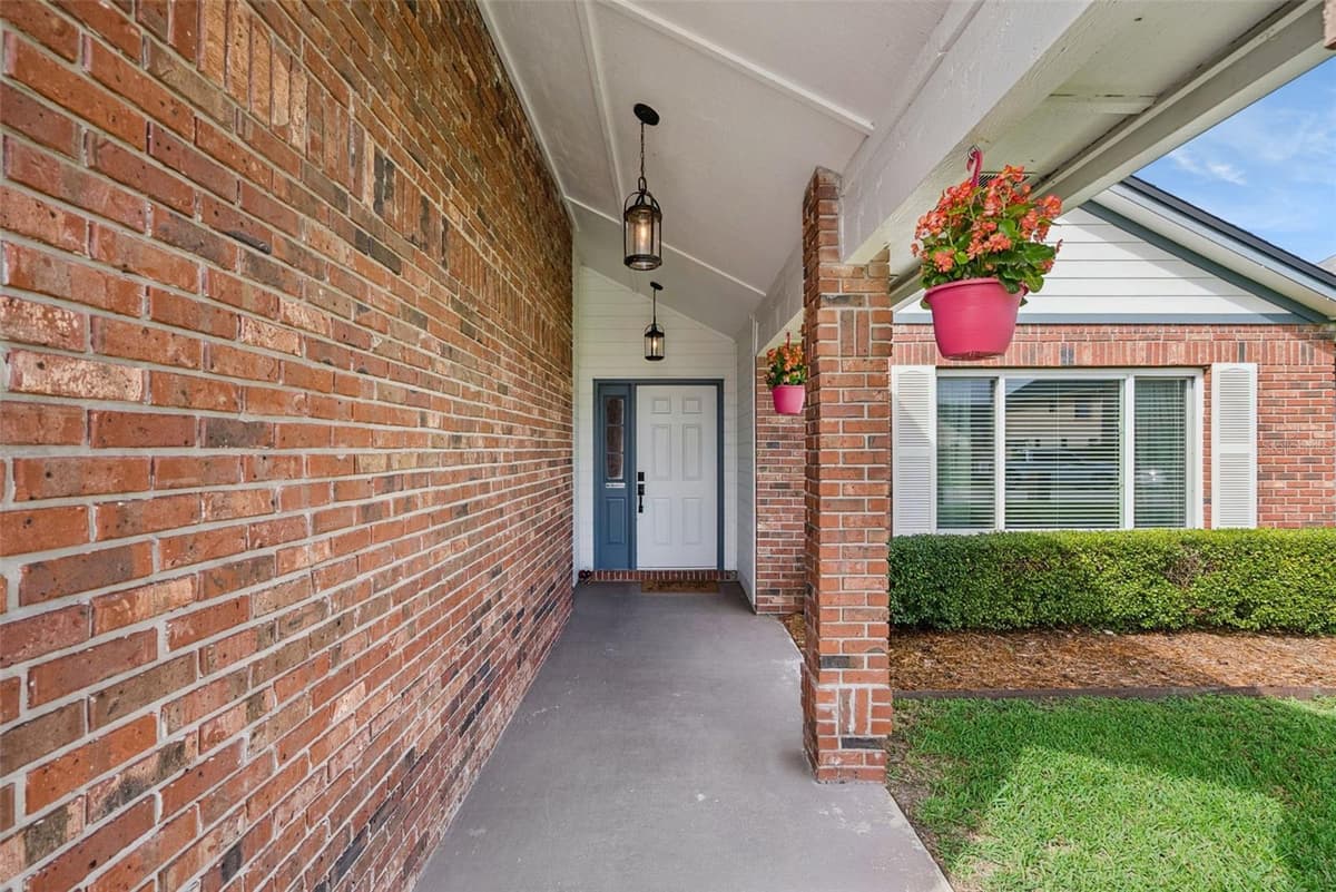 1456 BROOKSHIRE COURT — photo 4 of 57