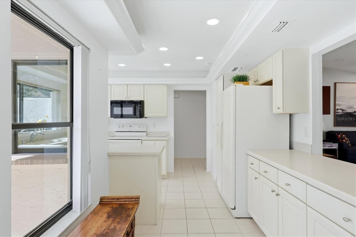 3615 GLEN OAKS MANOR DRIVE — photo 18 of 50