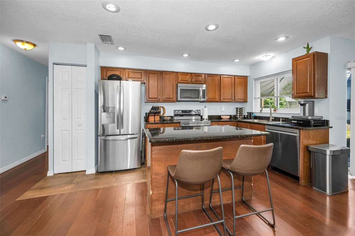 1760 ORANGESIDE ROAD — photo 4 of 36