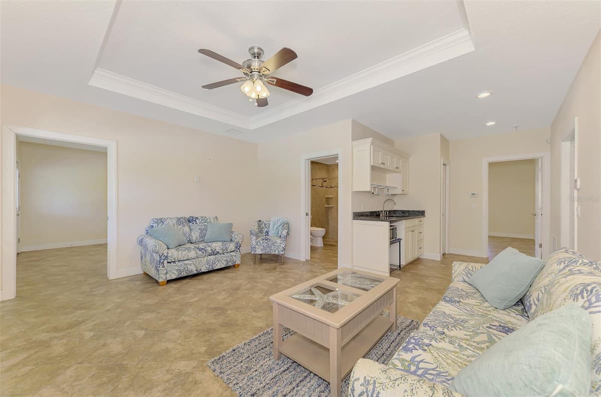 140 OXFORD DRIVE — photo 87 of 100