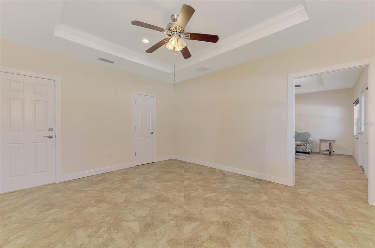 140 OXFORD DRIVE — photo 93 of 100