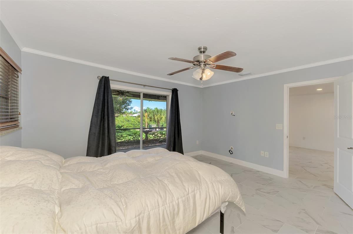 140 OXFORD DRIVE — photo 37 of 100