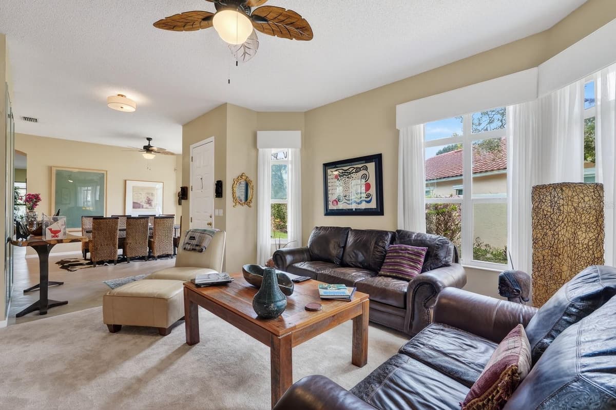11 LAGUNA COURT — photo 19 of 55