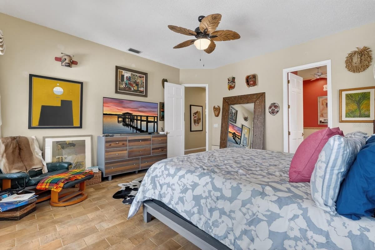 11 LAGUNA COURT — photo 31 of 55