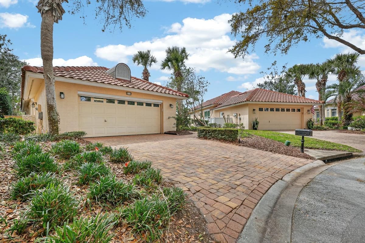 11 LAGUNA COURT — photo 12 of 55