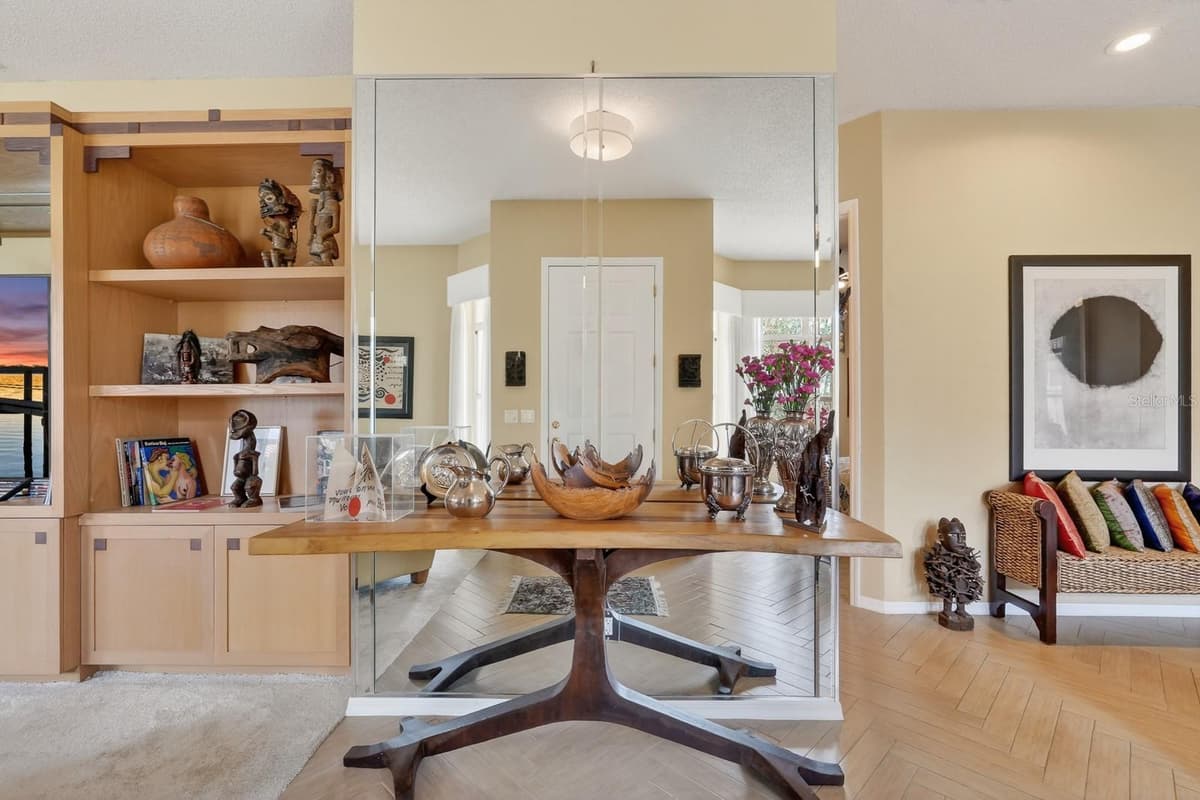 11 LAGUNA COURT — photo 16 of 55