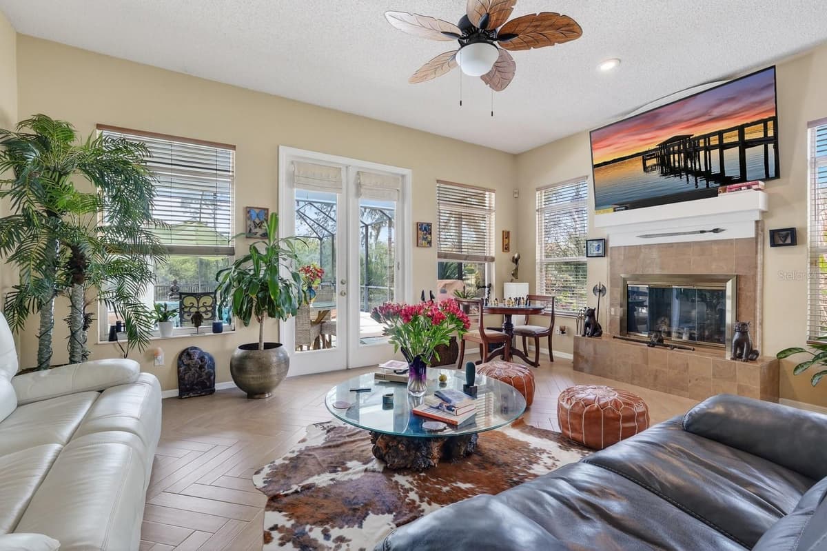 11 LAGUNA COURT — photo 20 of 55