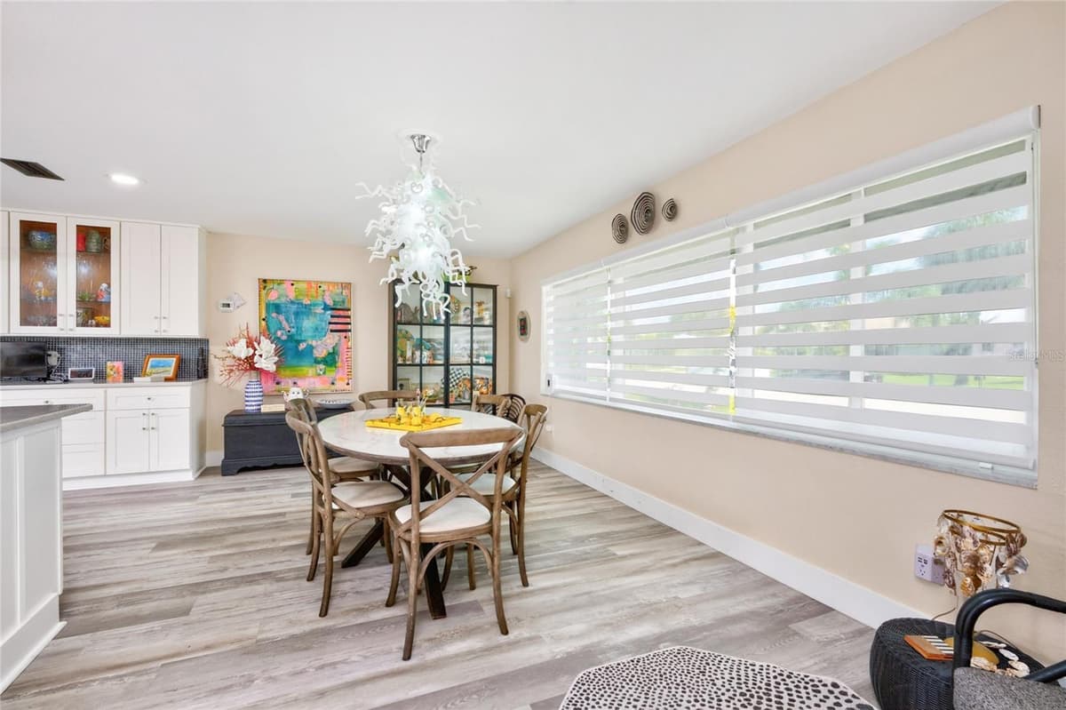 321 CAPRI ISLES CT — photo 8 of 78