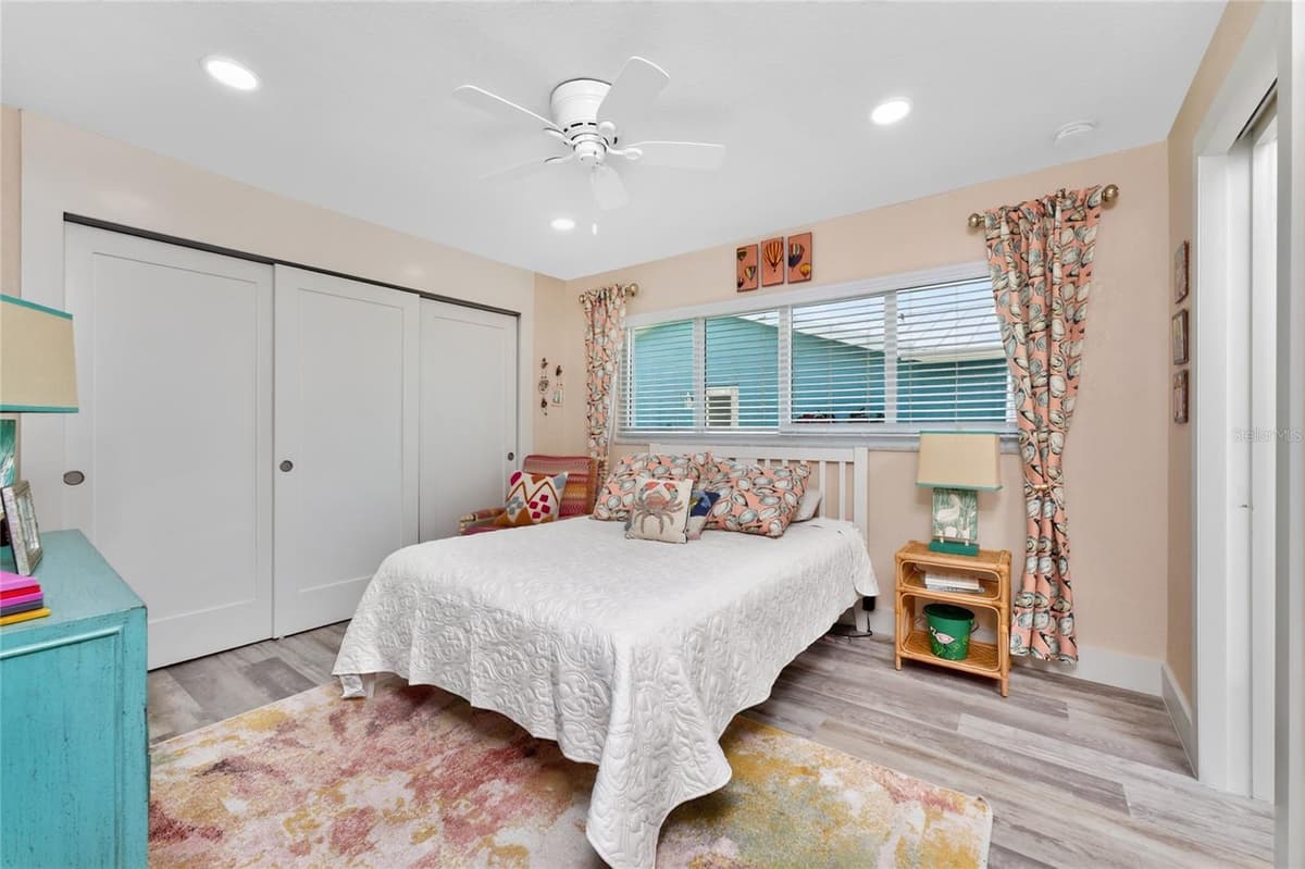 321 CAPRI ISLES CT — photo 43 of 78