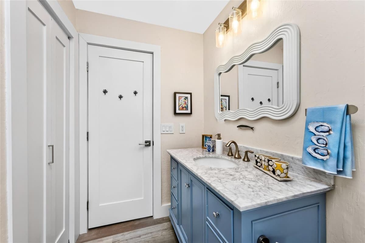 321 CAPRI ISLES CT — photo 48 of 78