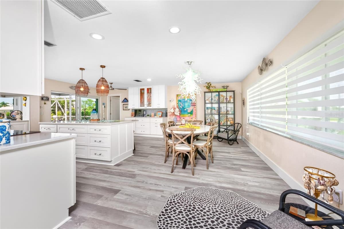 321 CAPRI ISLES CT — photo 5 of 78