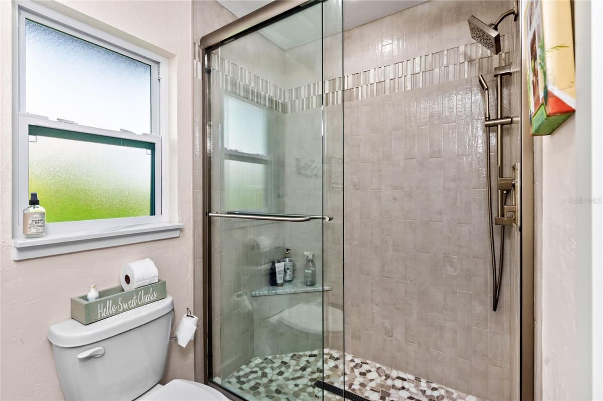 321 CAPRI ISLES CT — photo 34 of 78