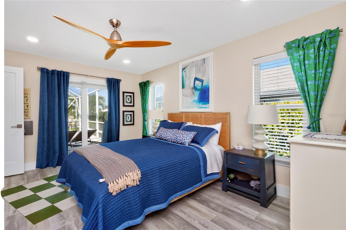 321 CAPRI ISLES CT — photo 31 of 78