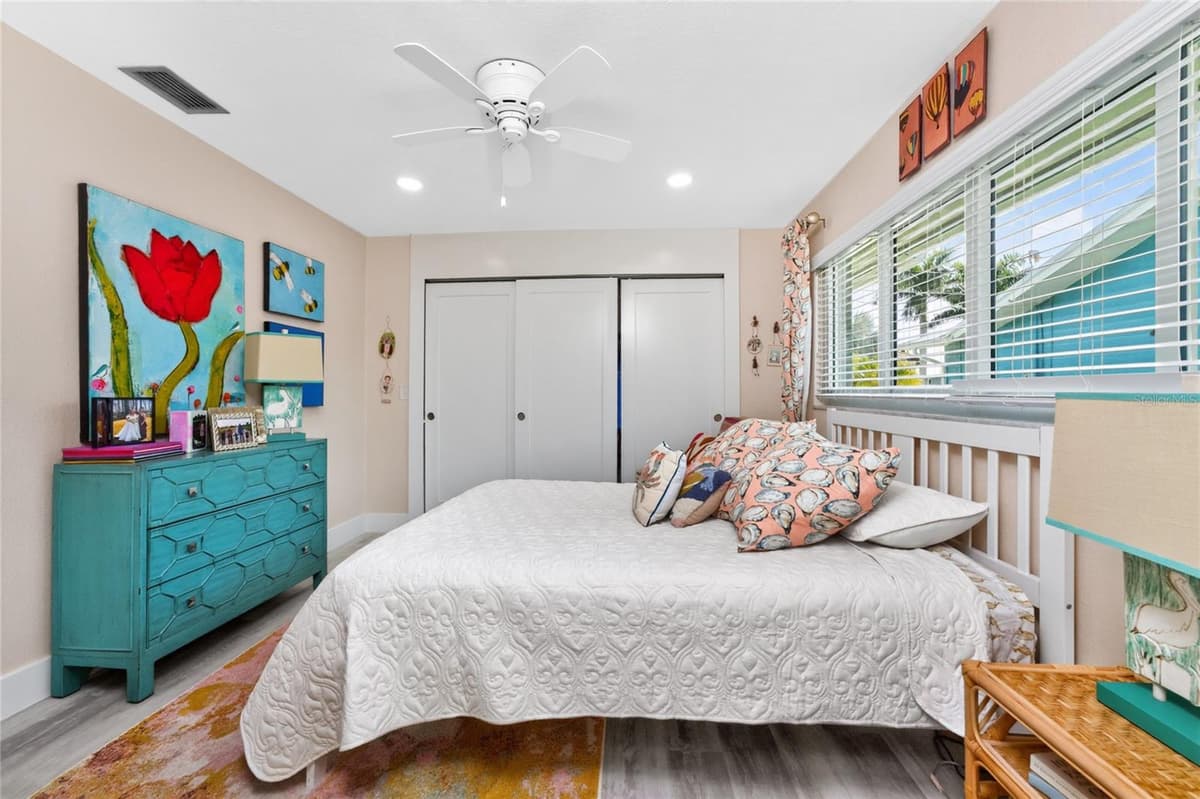 321 CAPRI ISLES CT — photo 42 of 78