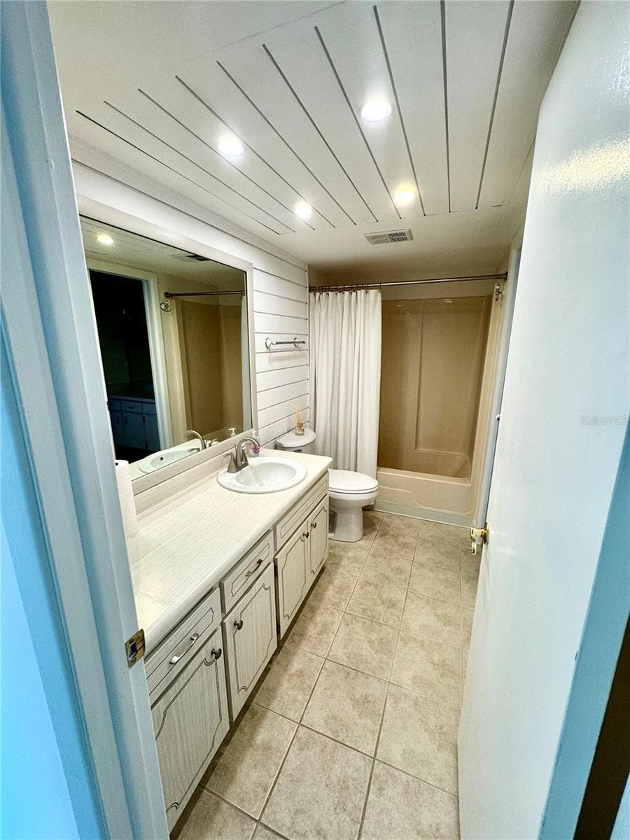 1610 BERWICK COURT — photo 12 of 30