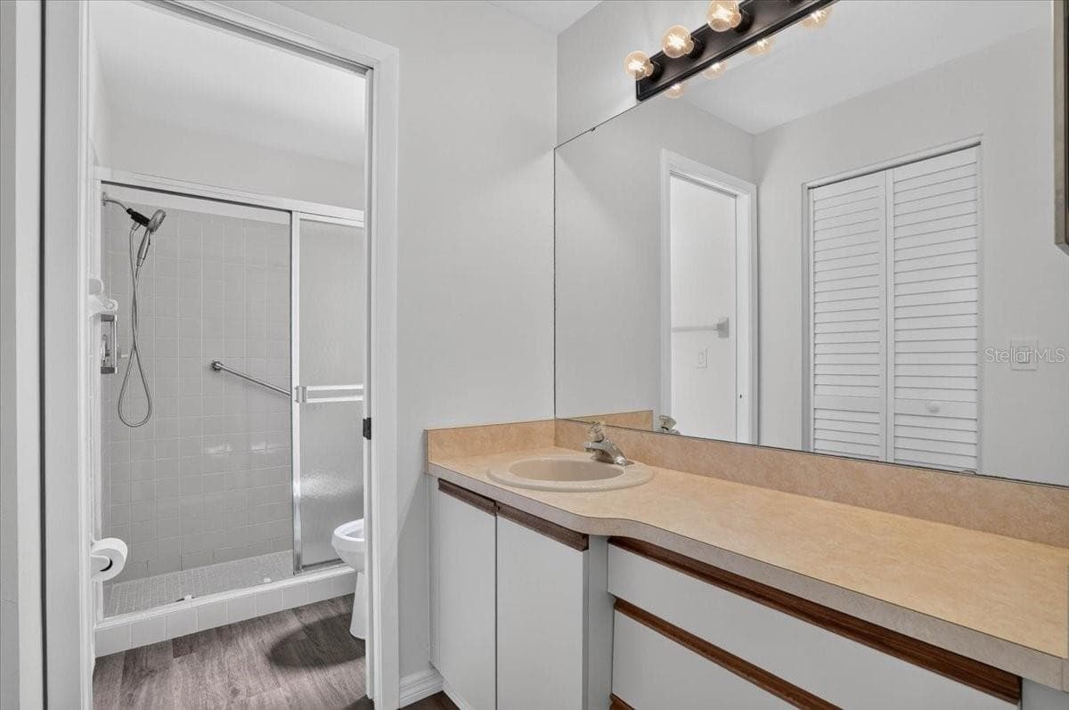 631 FOXWOOD BOULEVARD — photo 20 of 38
