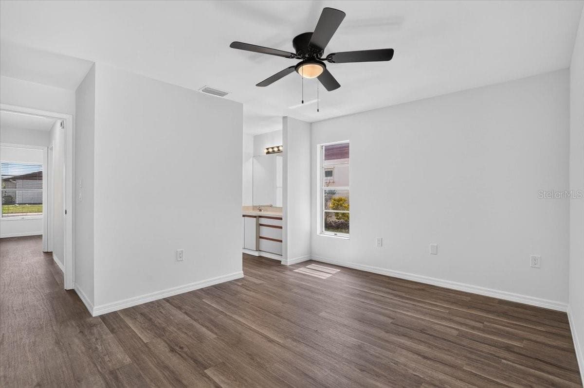 631 FOXWOOD BOULEVARD — photo 17 of 38
