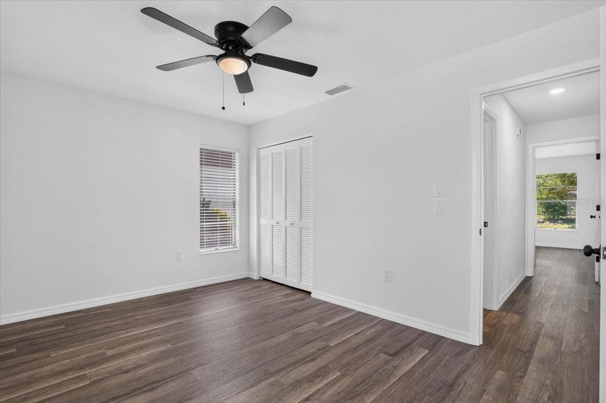 631 FOXWOOD BOULEVARD — photo 11 of 38