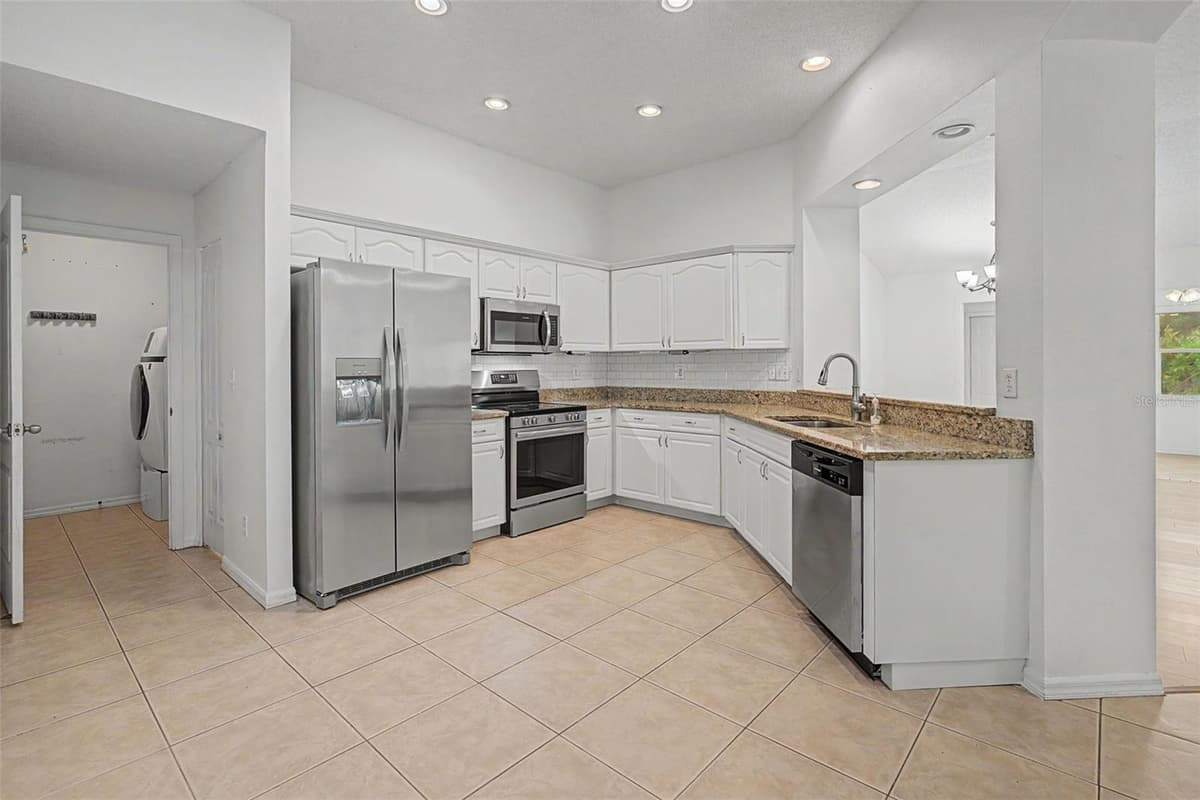 2241 WORTHINGTON GREENS DRIVE — photo 14 of 32