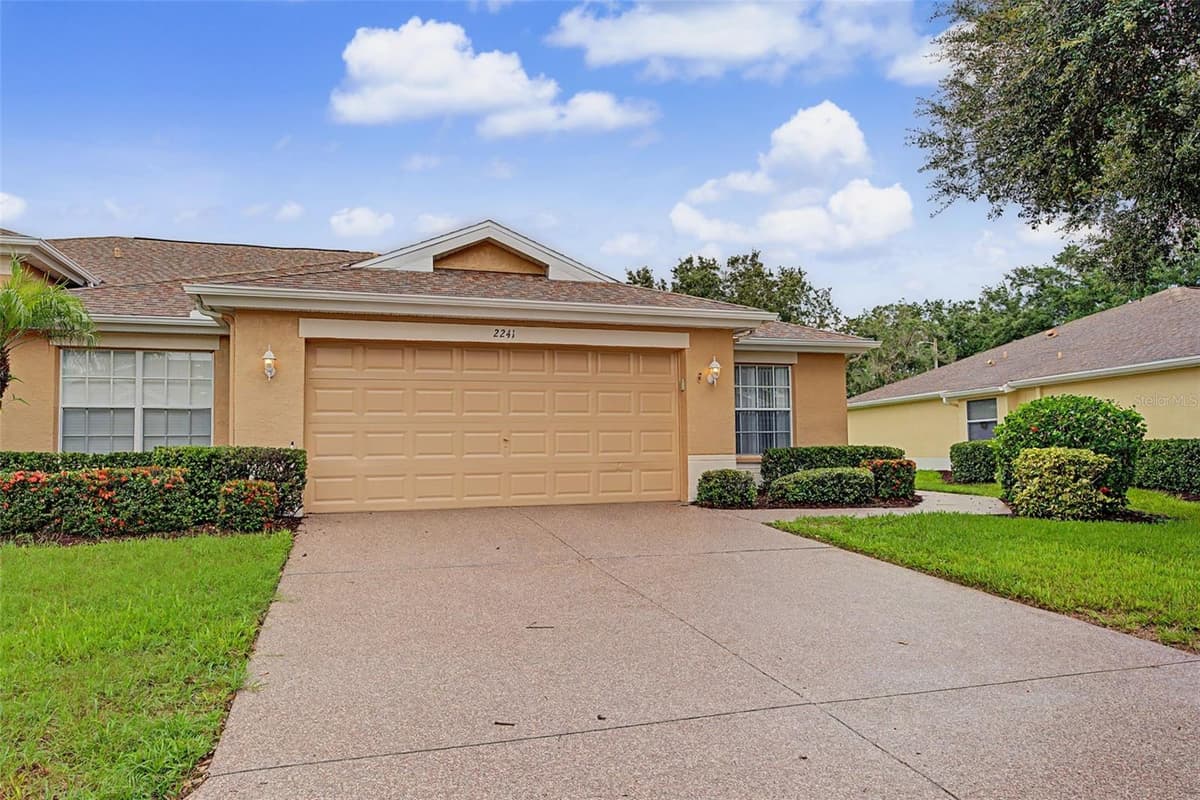 2241 WORTHINGTON GREENS DRIVE — photo 3 of 32