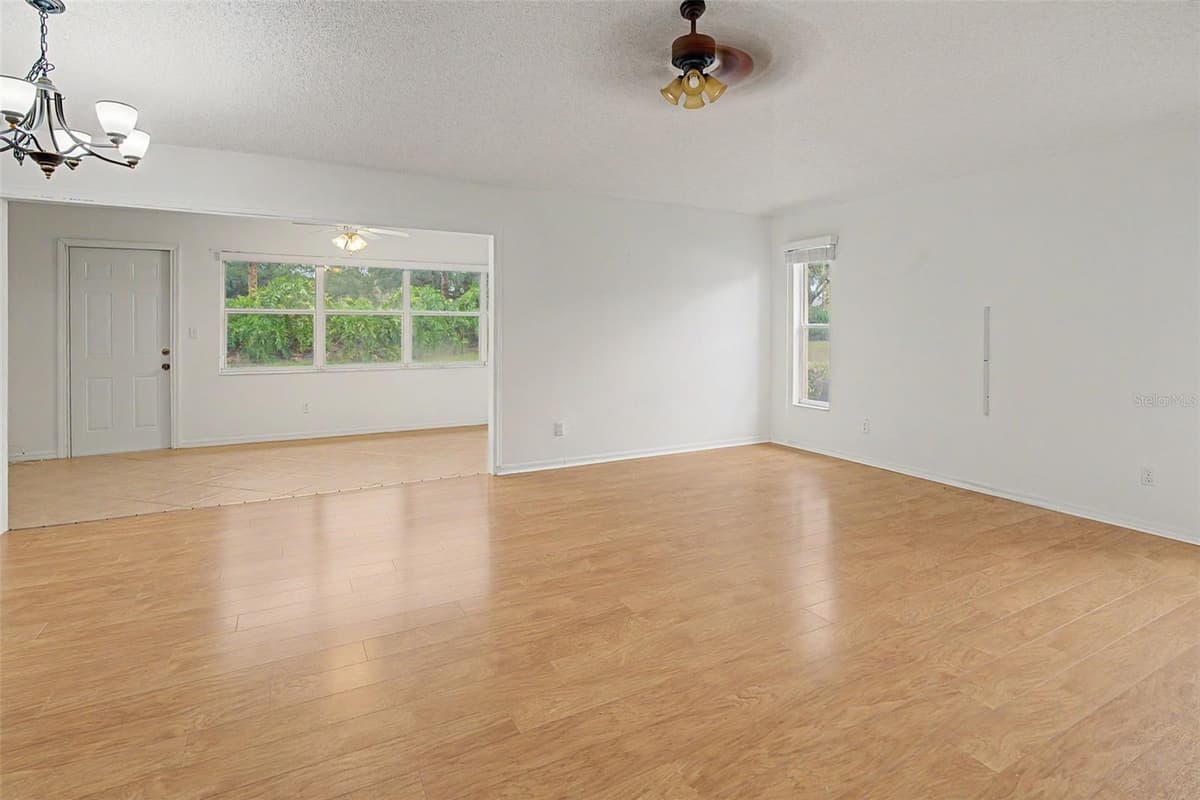 2241 WORTHINGTON GREENS DRIVE — photo 6 of 32