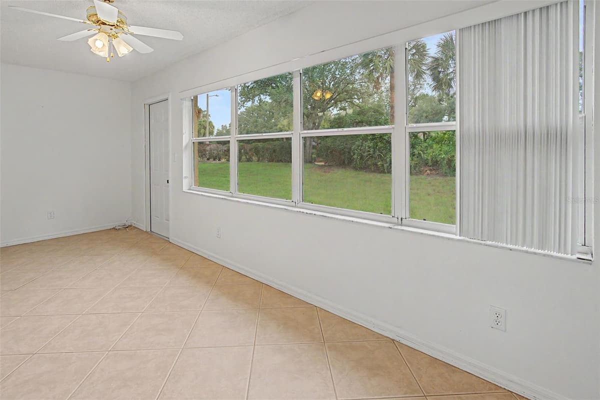 2241 WORTHINGTON GREENS DRIVE — photo 11 of 32