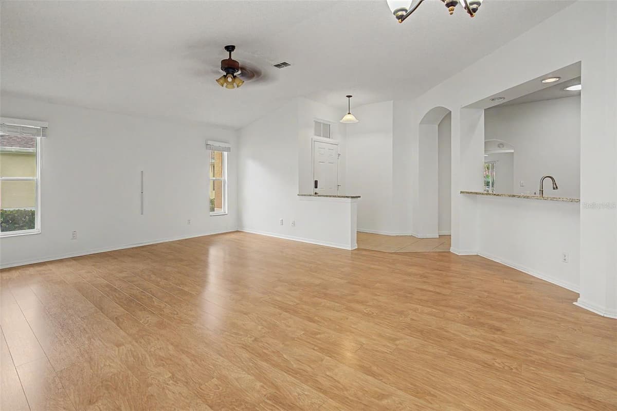 2241 WORTHINGTON GREENS DRIVE — photo 9 of 32