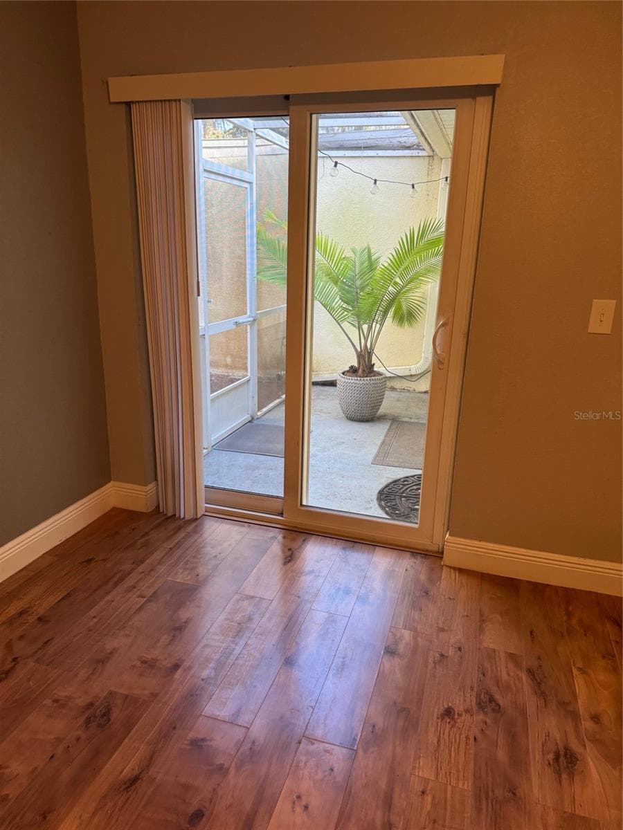 3321 ROYAL STREET — photo 7 of 20