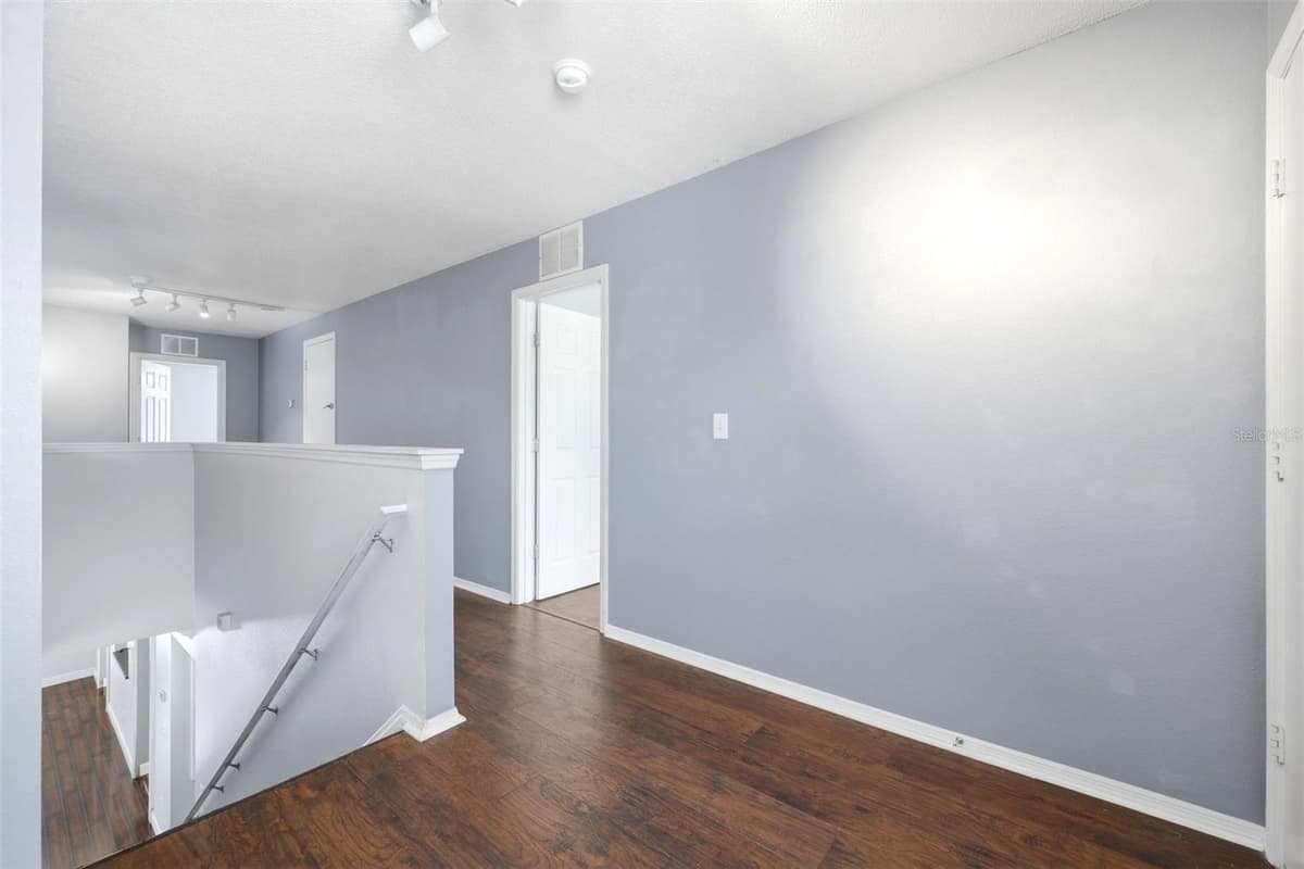 14026 JACOBSON DRIVE — photo 42 of 75