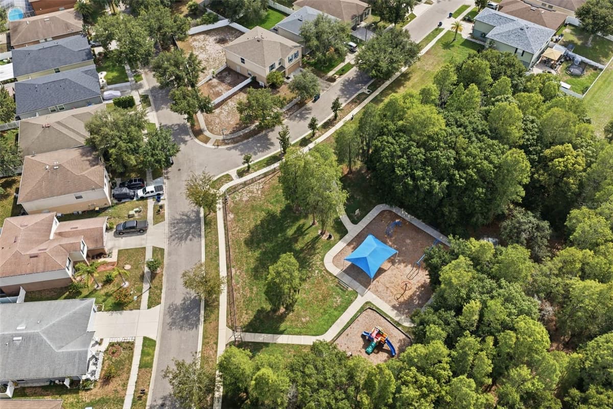 14026 JACOBSON DRIVE — photo 73 of 75