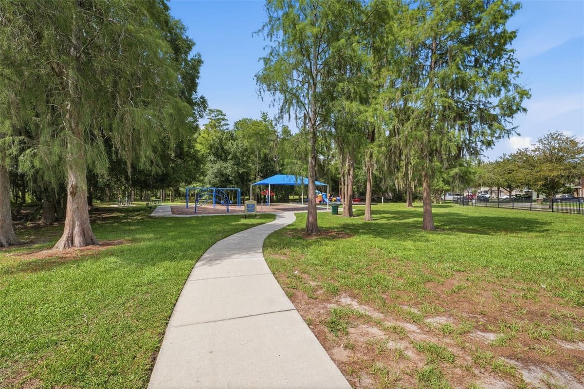 14026 JACOBSON DRIVE — photo 23 of 75