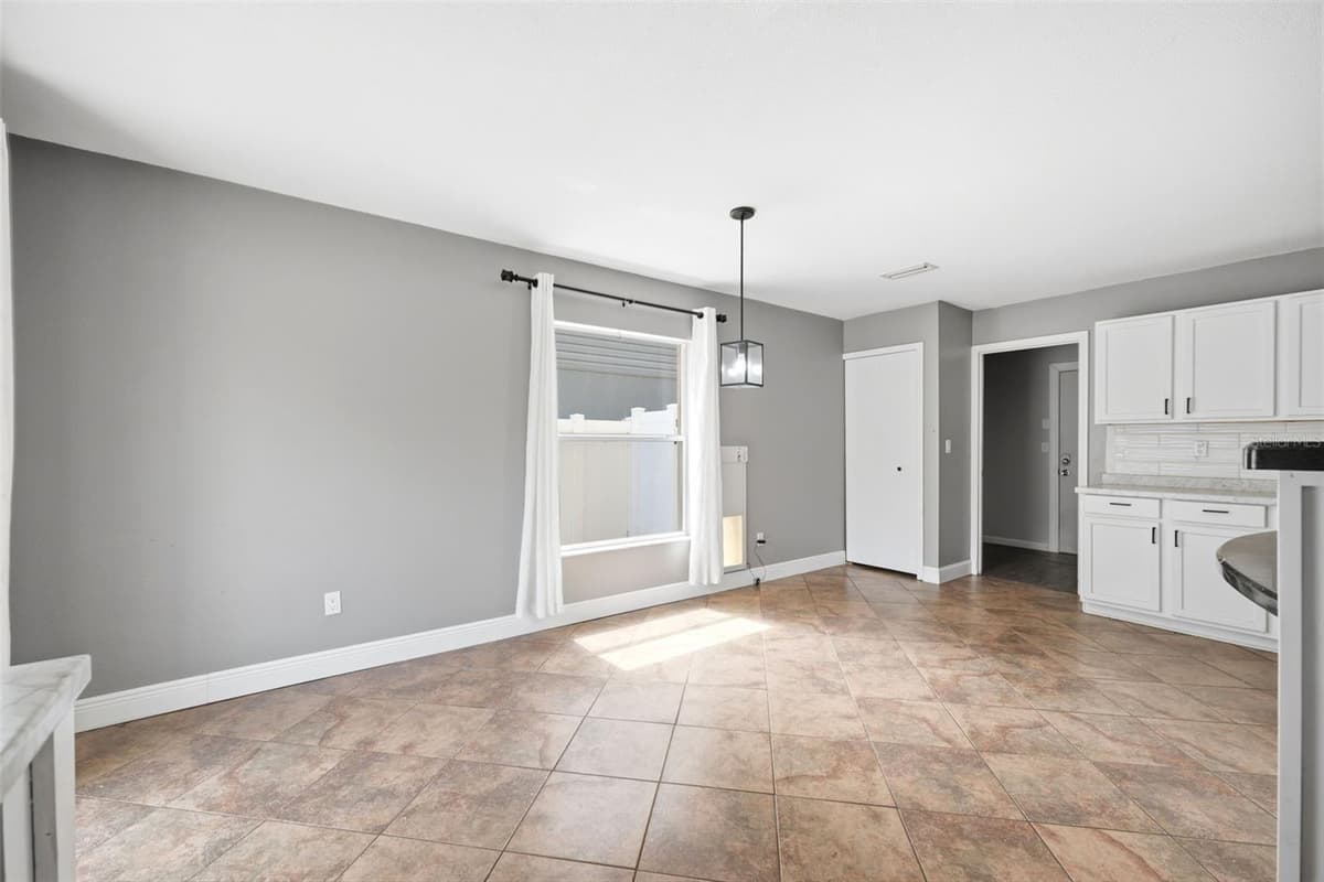 14026 JACOBSON DRIVE — photo 33 of 75