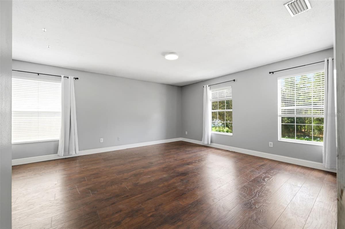 14026 JACOBSON DRIVE — photo 11 of 75