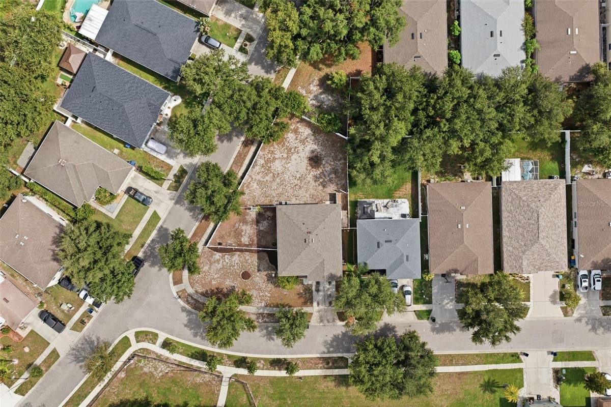 14026 JACOBSON DRIVE — photo 66 of 75