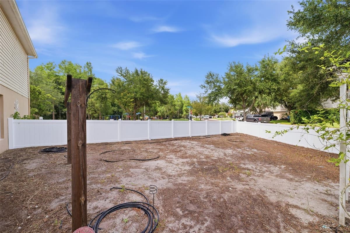 14026 JACOBSON DRIVE — photo 56 of 75